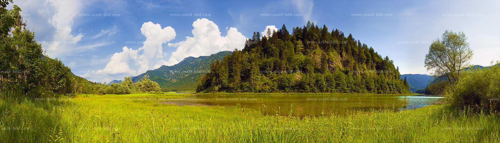 Panorama Bergsee hochaufgeloest